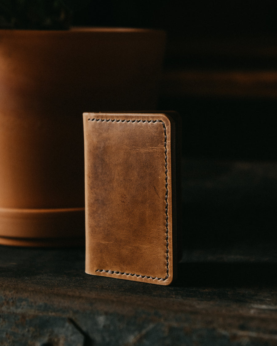 Hand stitched leather cards wallet