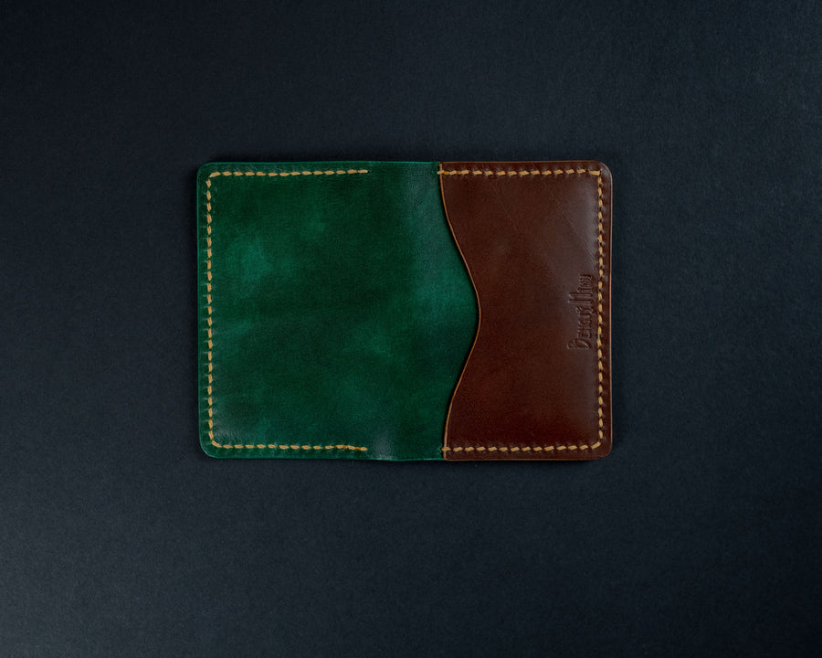green leather cards wallet