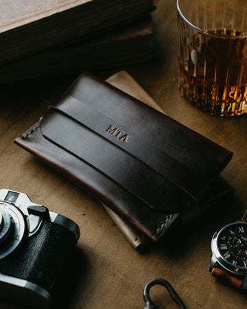 brown leather watch case